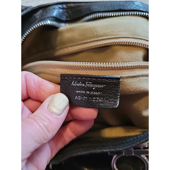 Salvatore Ferragamo Black Leather Bag Purse Authenticated - Picture 13 of 16